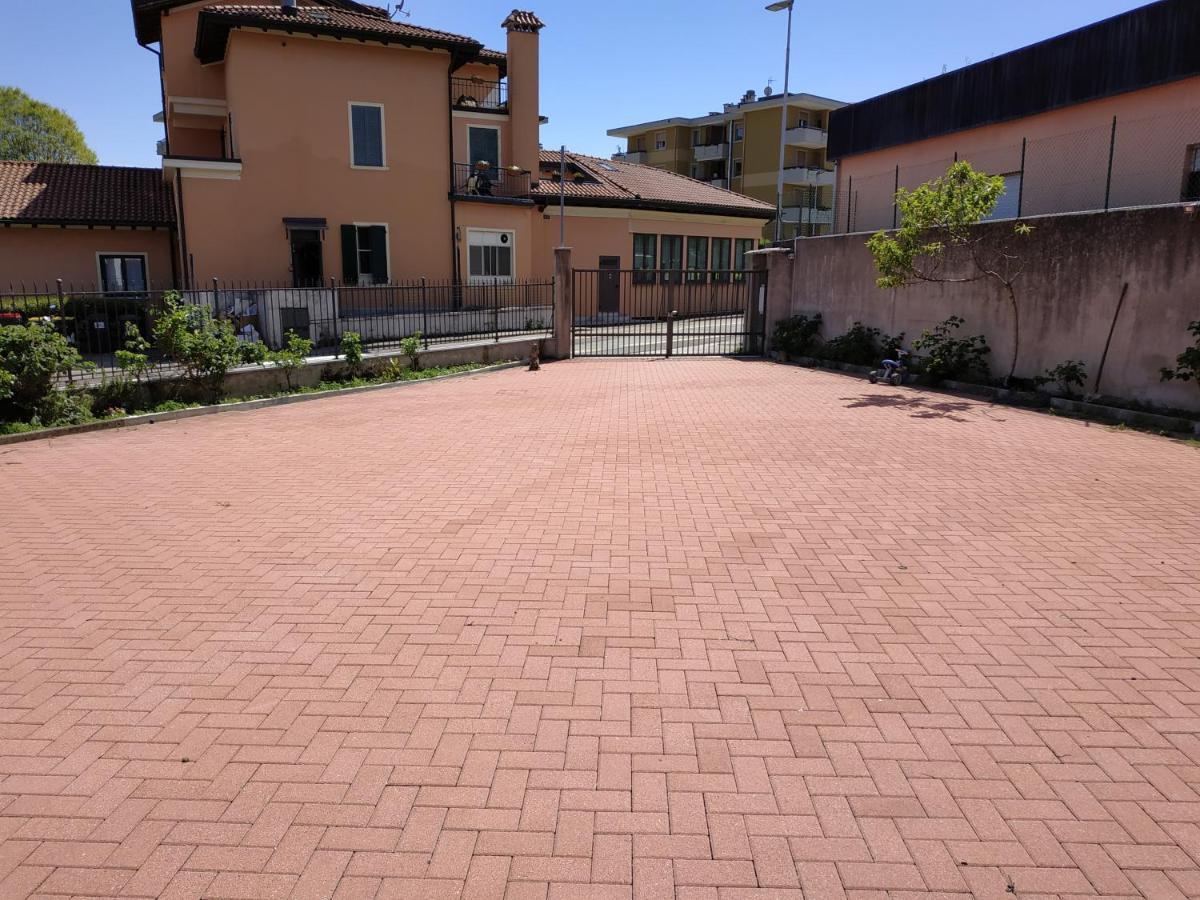 Appartement Casa Marina à Verbania Extérieur photo