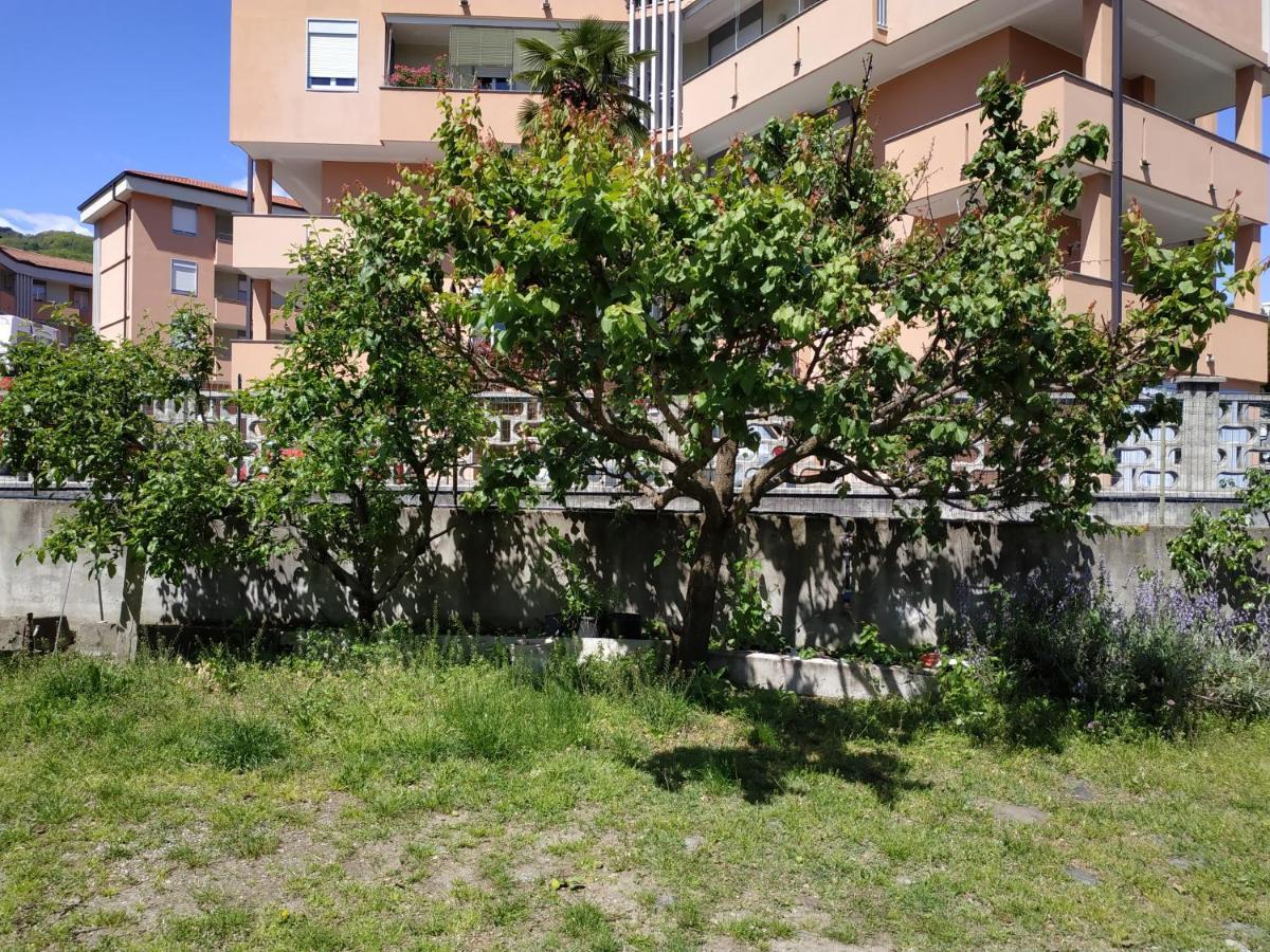 Appartement Casa Marina à Verbania Extérieur photo